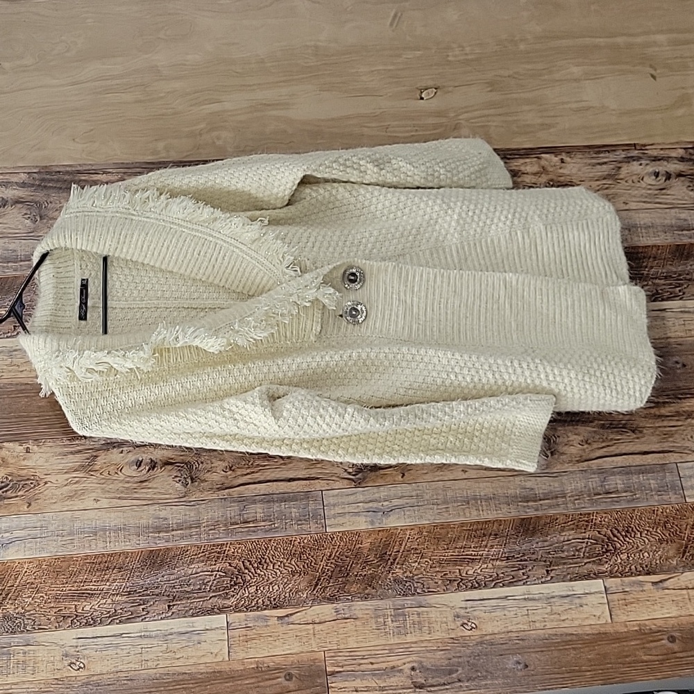 New Cream XL Soft and Luxurious Cardigan
